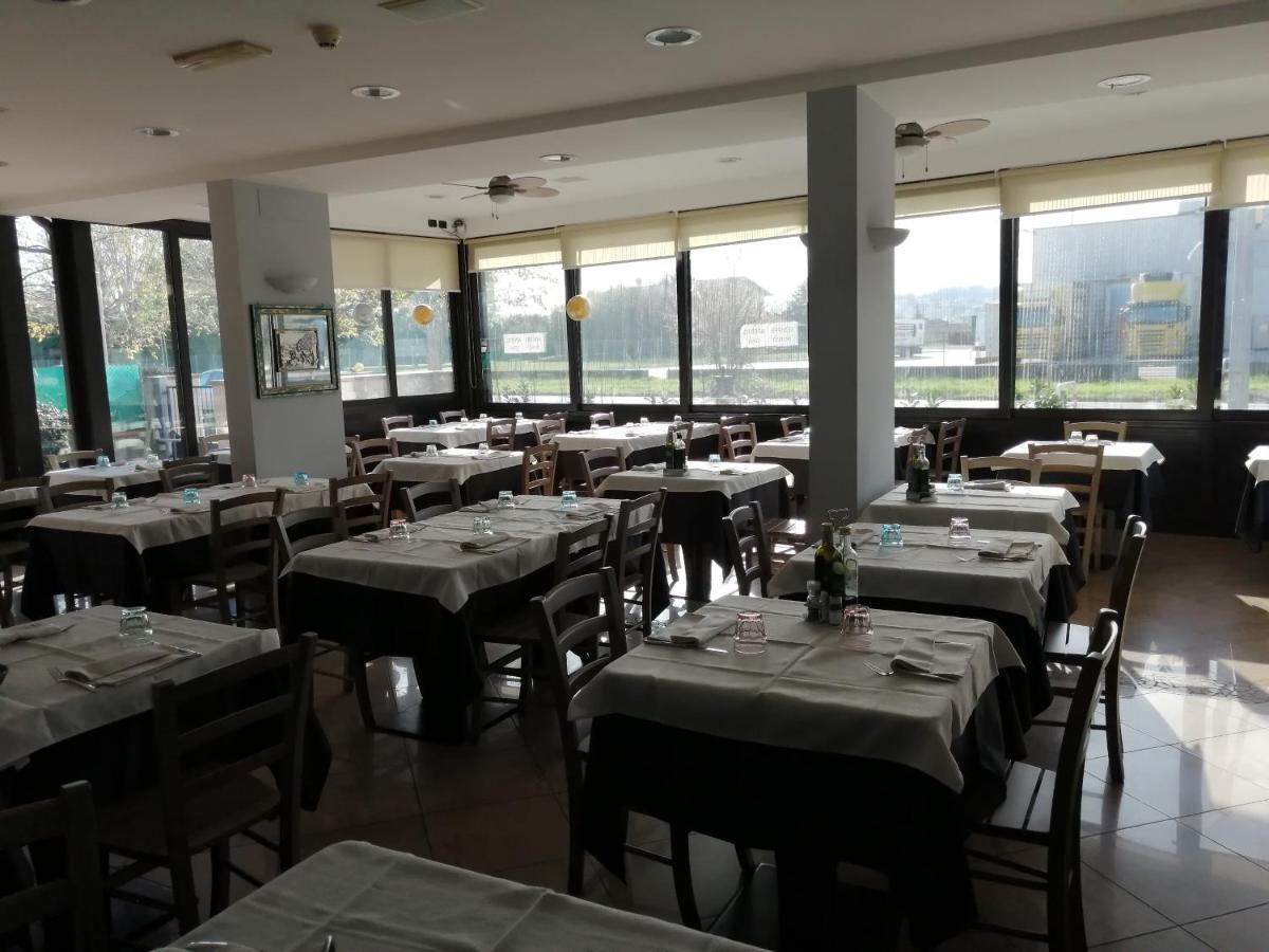Sestosenso Food Drink Sleep Ristorante Pizzeria Alloggi Cesena Exterior photo